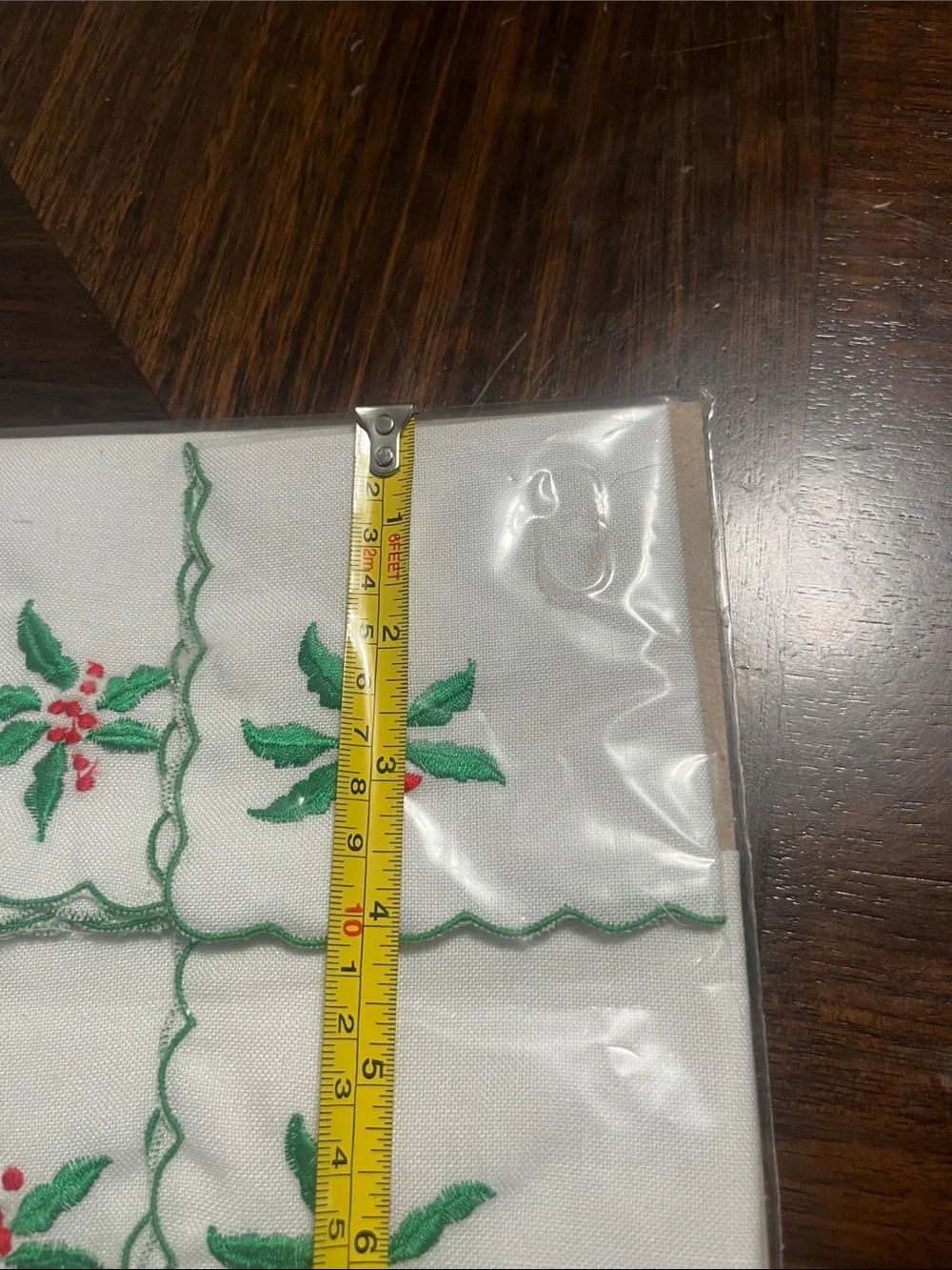 VINTAGE Holiday Christmas Cocktail Napkins Green & Red Embroidered Holly nip